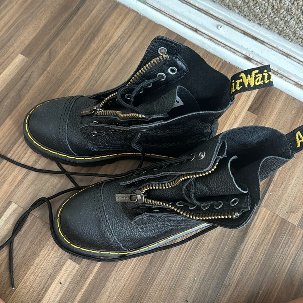 dr marten shoes